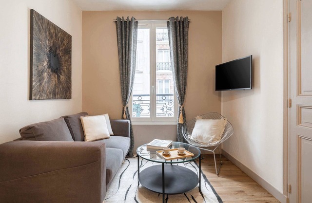2-bedroom flat: central Paris near attractions