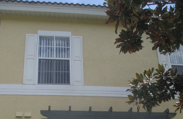 3 Br / 2 1/2 - 5 minutes from Disneyworld - Beautiful Townhome and Resort!