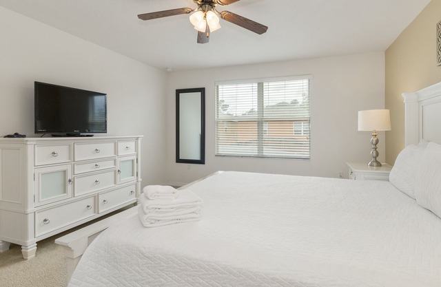 4 Bedroom/3.5 Bathroom Veranda Palms (2667SC)