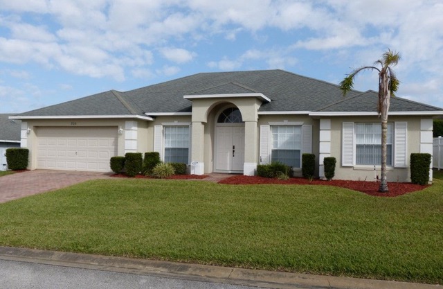 5 bedroom 3 bathroom villa at Tuscan Ridge only 15 mins from Disney