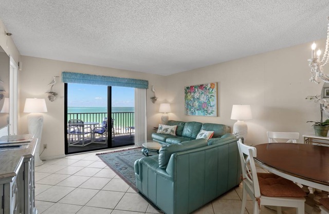 77 m² Condo ∙ 2 bedrooms ∙ 6 guests