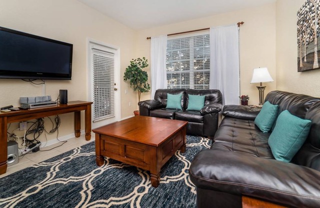 Apartment ∙ 3 bedrooms ∙ 8 guests