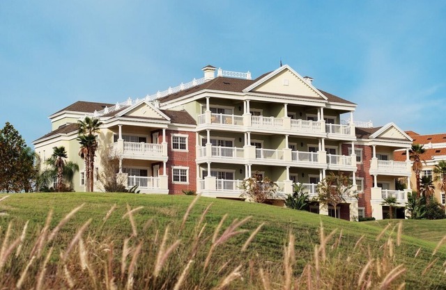 Awesome Deal! 1 Great 2BR, Kitchen, Restaurants, Water Park