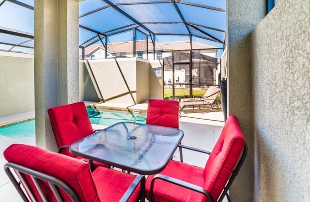Beautiful 5 Star Townhome on Storey Lake Resort with Private Pool, Orlando Townhome 4807