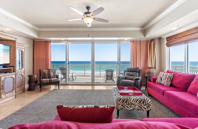 Beautiful Gulf Front Condo at Dunes of Crystal Beach