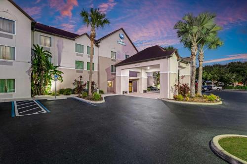 Auburndale Inn 