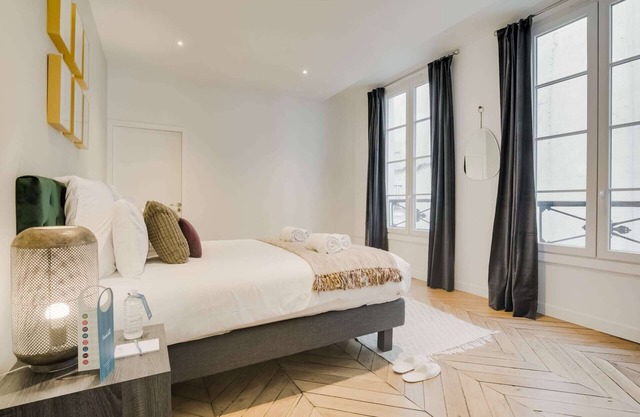 Bonne nouvelle - Four Bedroom Apartment, Sleeps 10