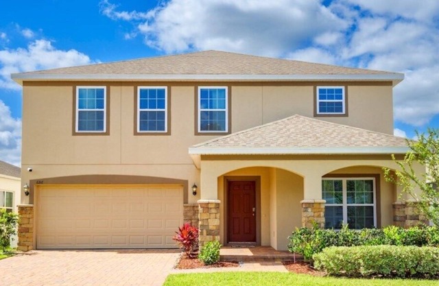 Brand New home 5 bedroom sleep 10