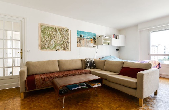 Bright apt with beautiful view in Belleville