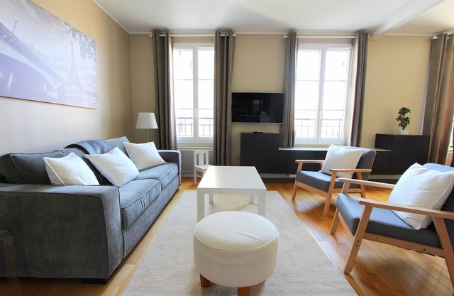 CELTES9 ~ Spacious 6pers apartment near Disneyland