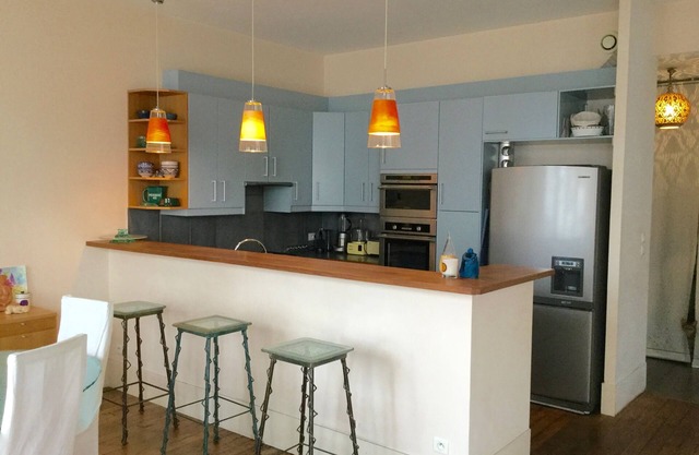 Charming 95m2 / 3 bedrooms. Canal St-Martin calm & bright