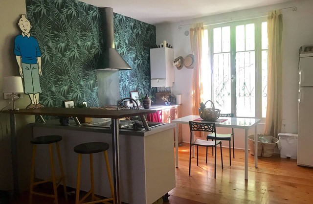 Charming & Calm apartment in Paris with terrace