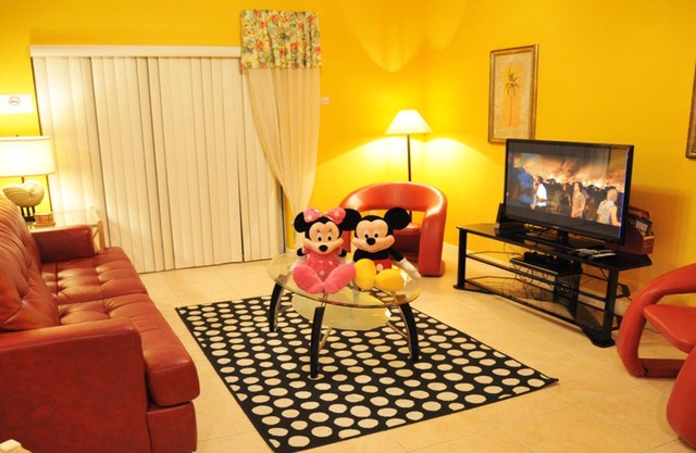 ☆★Charming Pet-Friendly Townhouse - full of amenities☆★