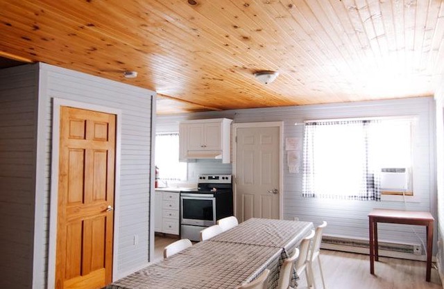 COTTAGE #10