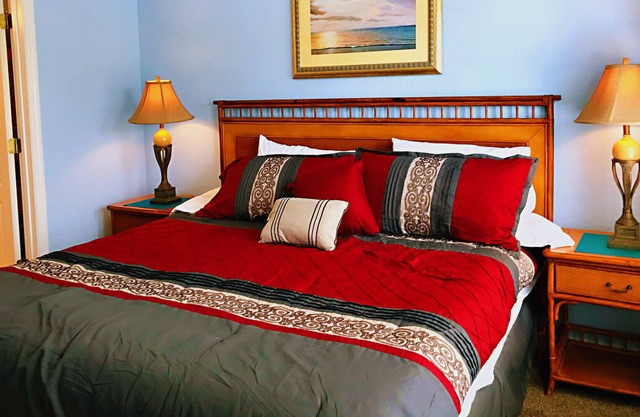 Cozy 4Bdrm/3Ba Beautiful Townhouse, Near Disney & Major Shops