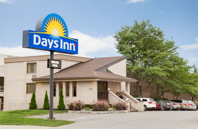 Days Inn by Wyndham Fallsview