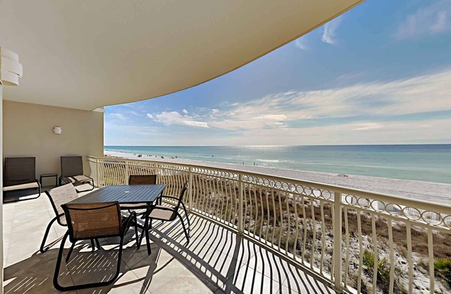 Dunes of Crystal Beach 104 | Free Seasonal Beach Service & More!