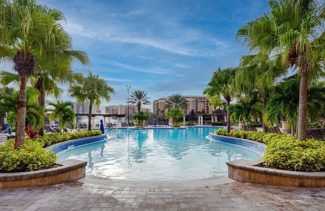 Family Bliss: 1BR Dlx inside Disney Gates, Lazy rivers