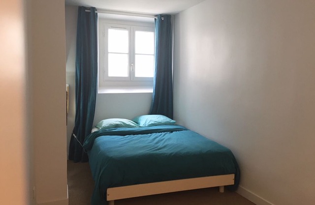 Fully furnished flat Notre Dame