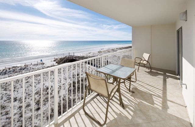 GD 412: Sunset Fiesta - Rejuvenate on the shores of the Emerald coast!