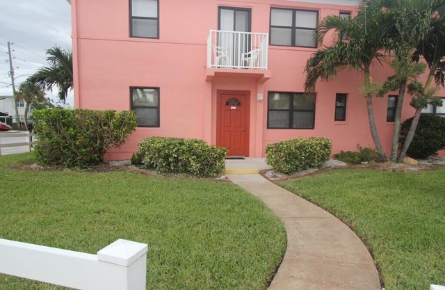 GW802 Garden 1BR 1BA in ST PETE BEACH