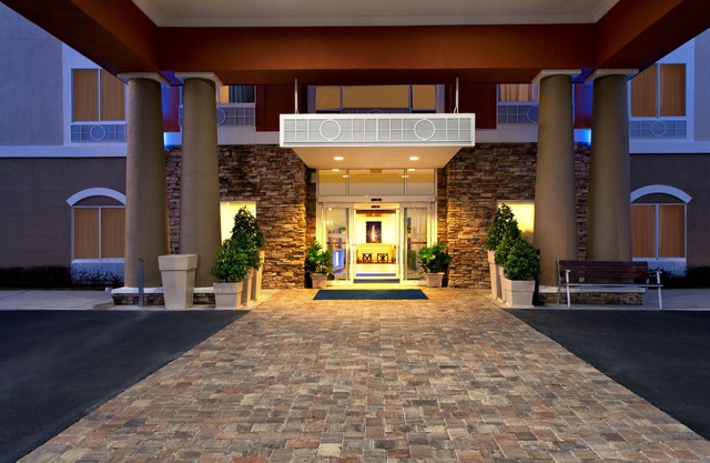 Holiday Inn Express Lake Wales North-Winter Haven, an Ihg Hotel