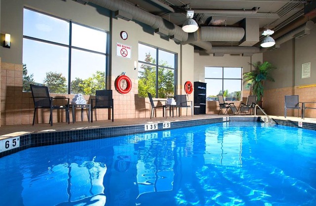 Holiday Inn Hotel & Suites Mississauga, an IHG Hotel