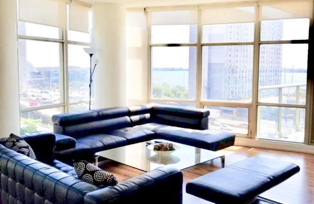 HydeWest - Mariner Furnished Suite