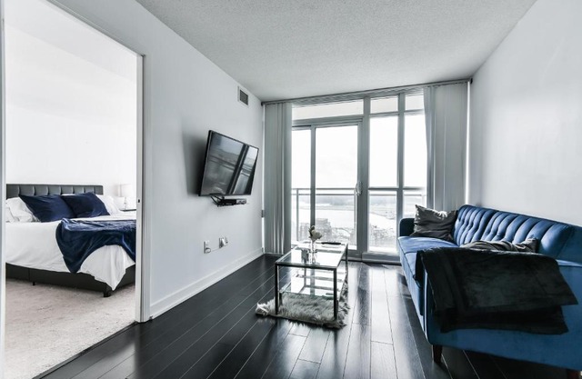Iceboat Terrace Luxury Condos