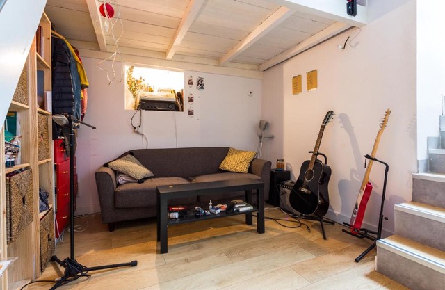 Lovely Studio in Belleville