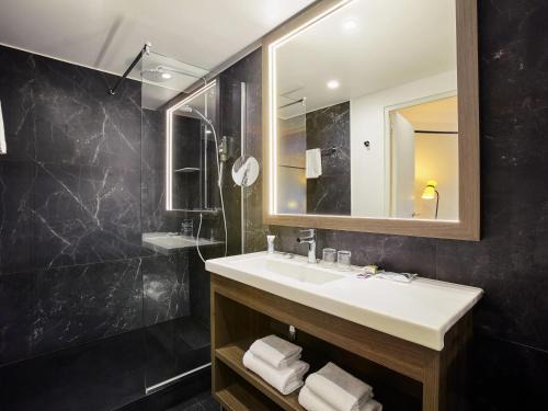 Mercure Paris Saint-Ouen
