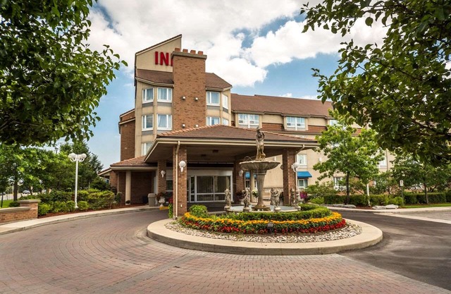 Monte Carlo Inn Brampton Suites