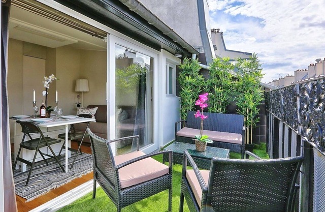 Notre-Dame apartment with Terrace + AC for 5