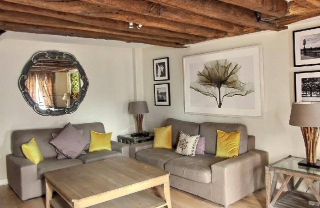 Parisian Home|204304|2 chambres|St Paul