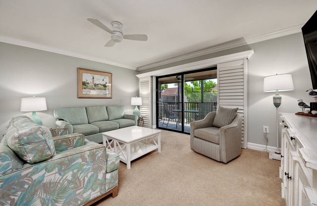 Partial Beach View 2 bed, 2 bath at Sanibel Moorings #1022