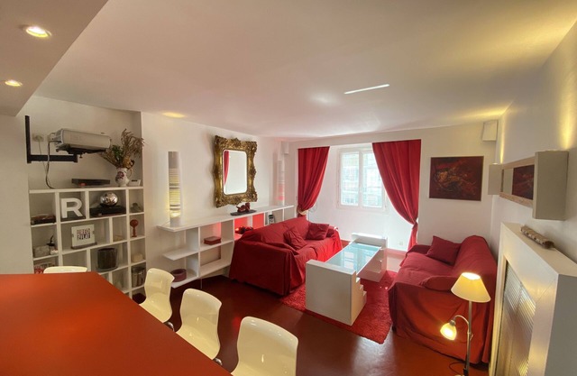 Red Flat Paris, Superior Apartment with Sauna