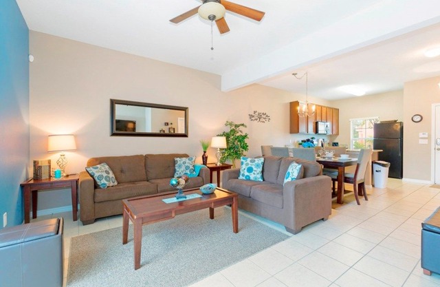 Relaxing 3 BR Private Villa at Bella Vida!