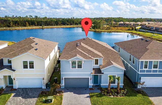 Resort 8BR Villa/Lake View/Amenities/Pool&Spa/Near Disney, Sea World, Universal (2331)