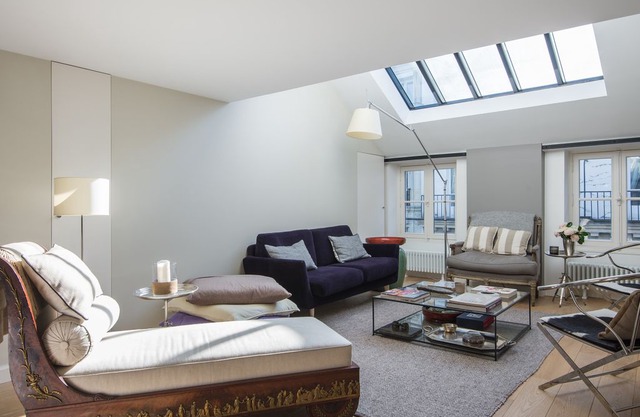 Rue de Bourgogne IV by onefinestay