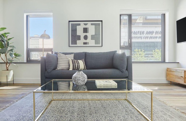 Sonder | The Elm | Convenient 1BR + Sleeper Sofa
