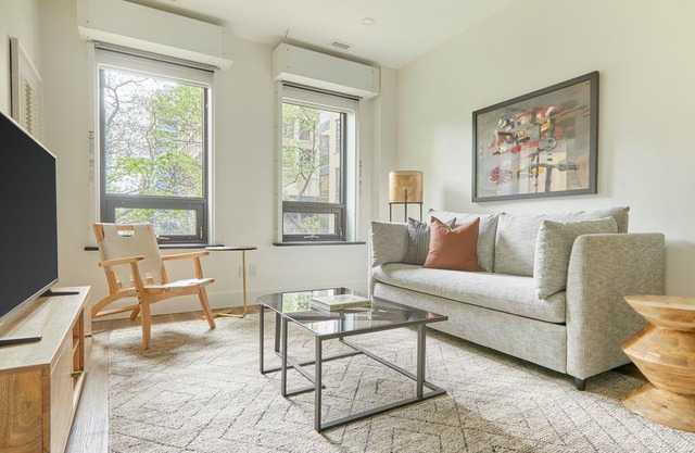 Sonder | The Elm | Private 1BR + Sleeper Sofa
