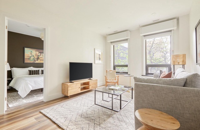 Sonder The Elm | Superior One-Bedroom Apartment