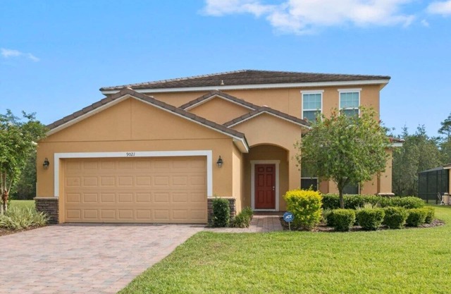 Stunning family-friendly 6 Bedroom villa in Kissimmee