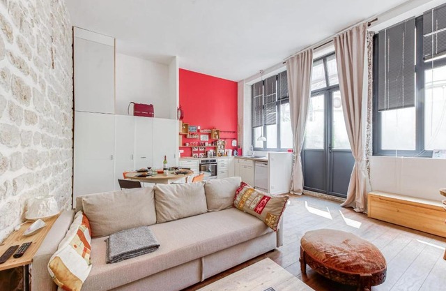 Superb Apt near Canal de la Villette