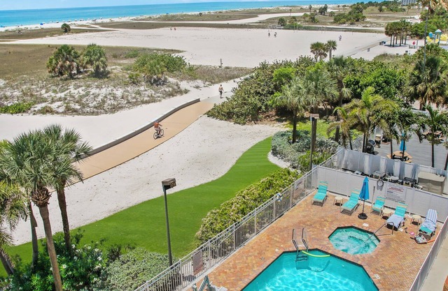 Surf Beach 502 - Spectacular Sunsets - Beach Front