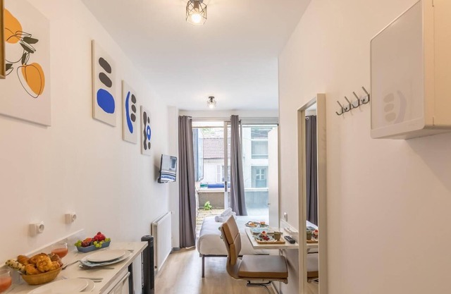 Tour Eiffel - Saint-Charles 14: cosy flat for 2