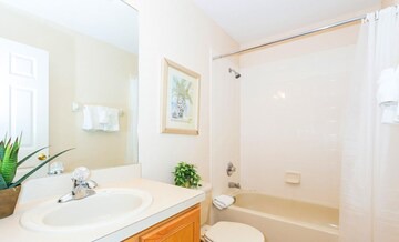 Villas at Regal Palms 3BR Suite - SATURDAY Check-Ins in Orlando