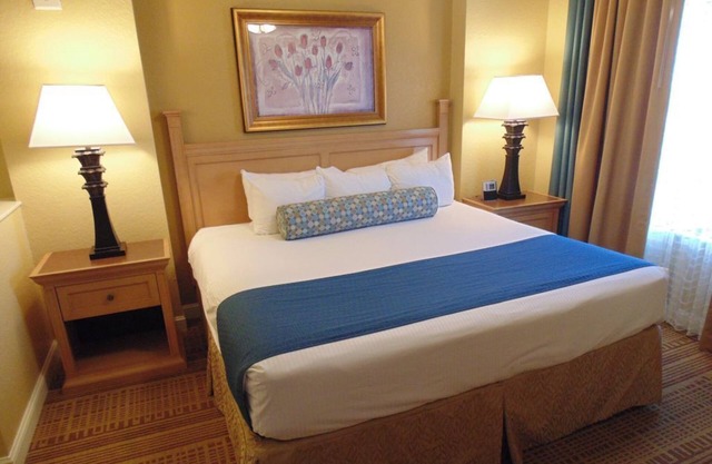 Wyndham Bonnet Creek Deluxe Condo closest Disney!