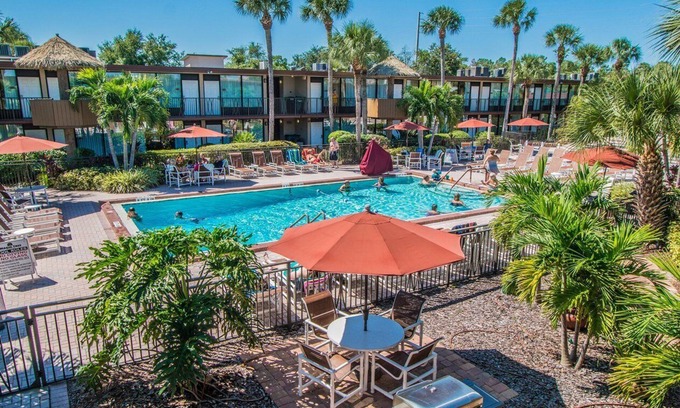 West Kissimmee Hotel | 1 bedroom condo, 1 bath, full kitchen in cozy Resort near Disney. Free parking
