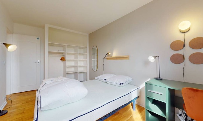 Noisy-le-Grand Resort | 100 m² Private room ∙ 1 bedroom ∙ 2 guests